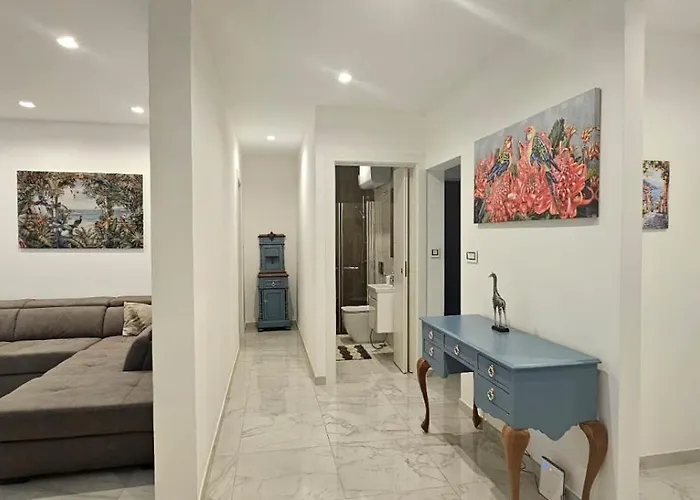Modern Elegance Valletta Apartment