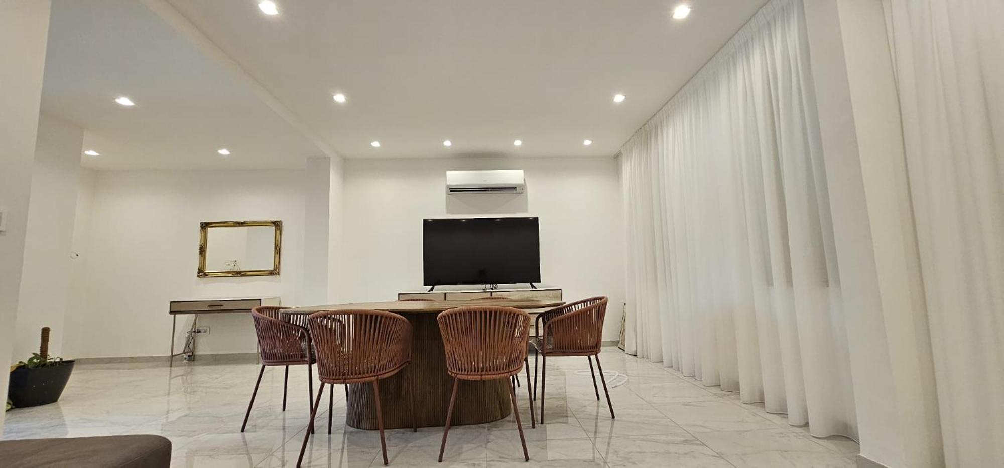 Modern Elegance