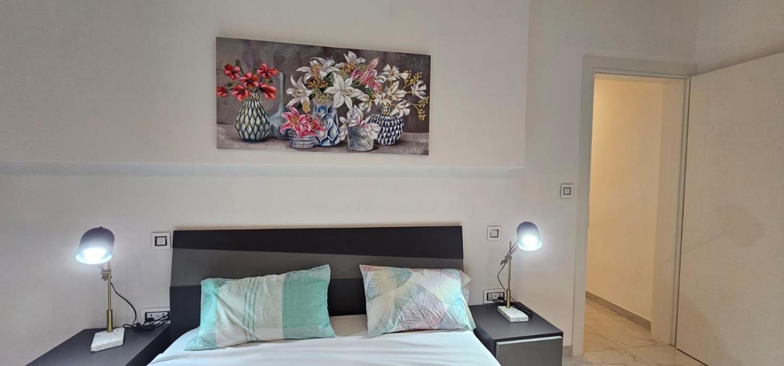 Modern Elegance *
