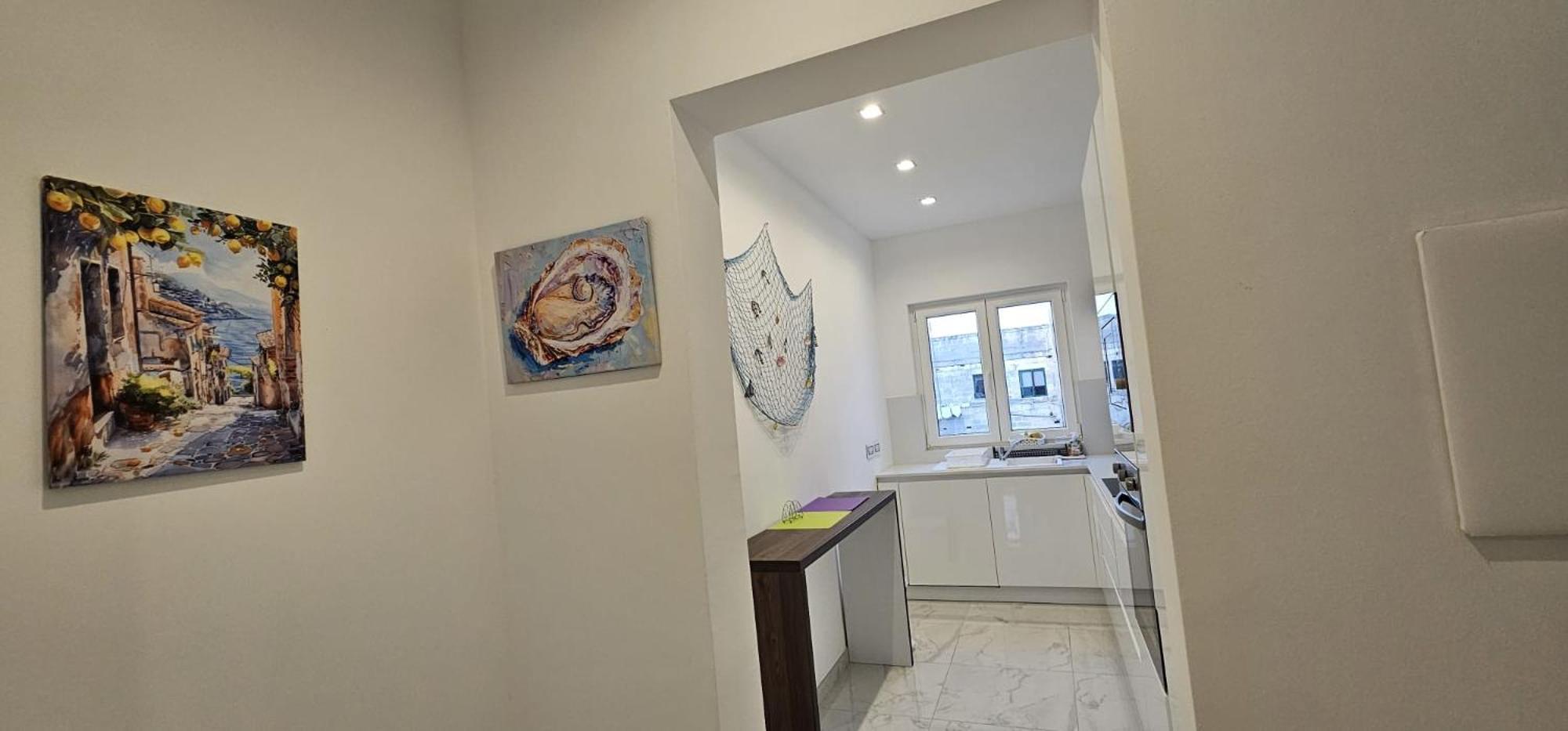 Modern Elegance Apartment