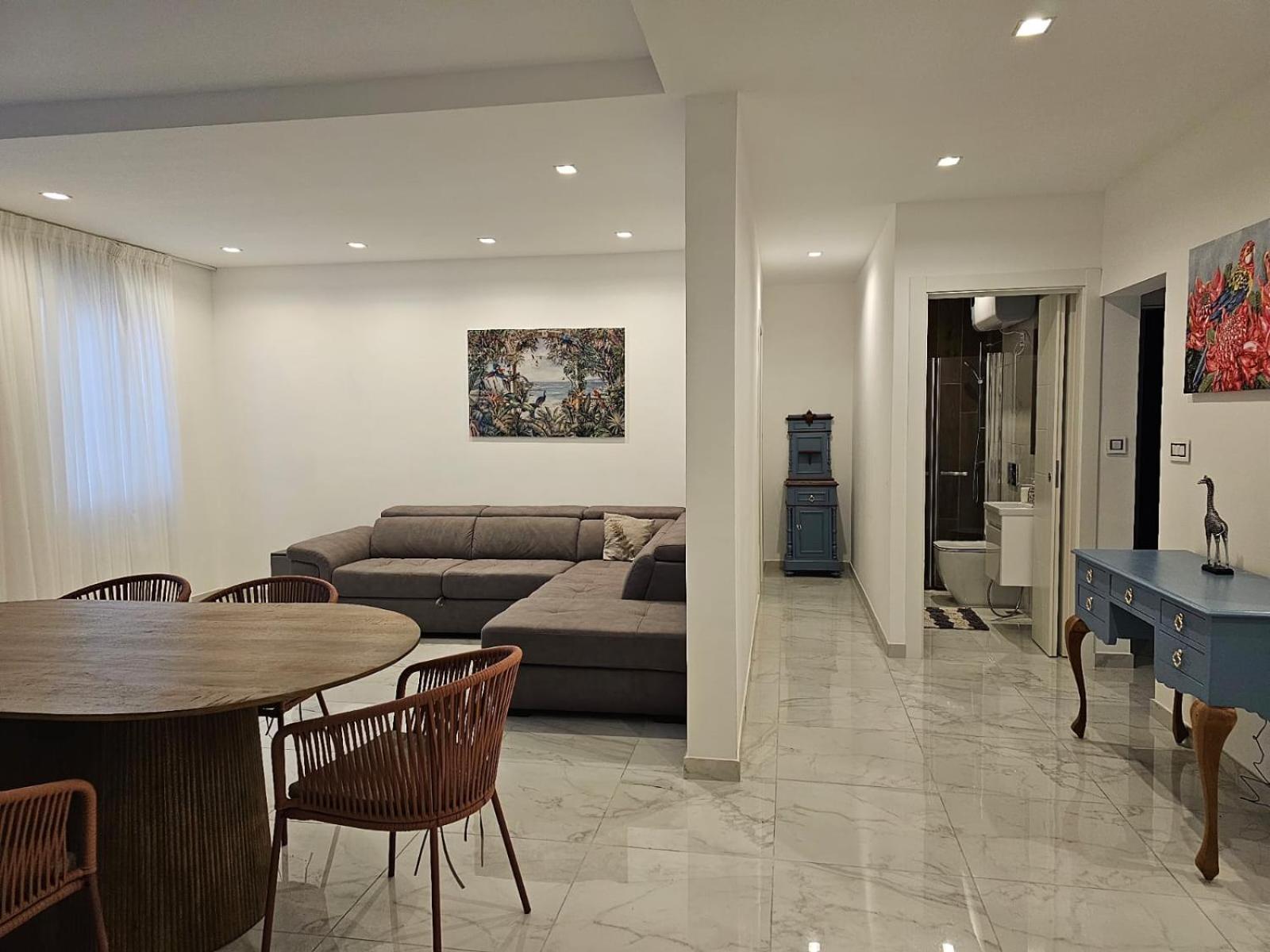 Modern Elegance